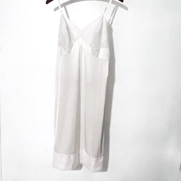 VINTAGE VANITY FAIR Full, Slip Size 36, Lingerie - Picture 3 of 16